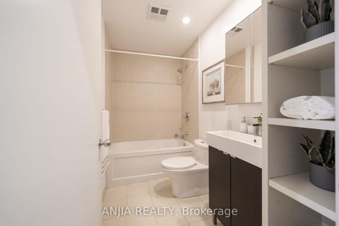 Photo 8 at 3411 - 8 York Street, Waterfront Communities C1, Toronto