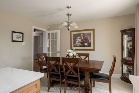 Photo 16 at 15 Westroyal Road, The Westway, Toronto