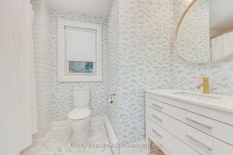 Photo 14 at 38 Long Crescent, The Beaches, Toronto