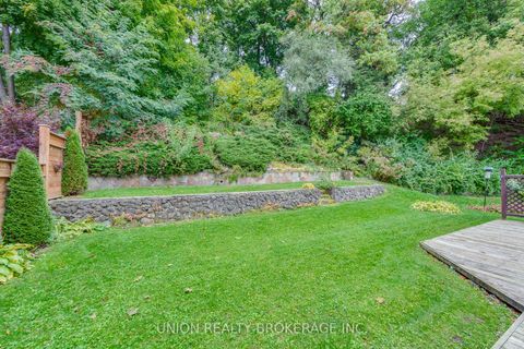 Photo 22 at 38 Long Crescent, The Beaches, Toronto