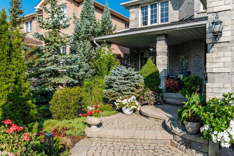 Photo 3 at 136 Birchwood Drive, East Bayfield, Barrie