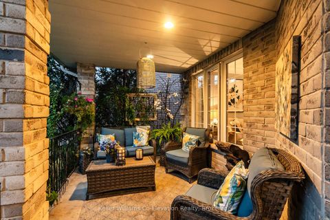 Photo 4 at 136 Birchwood Drive, East Bayfield, Barrie