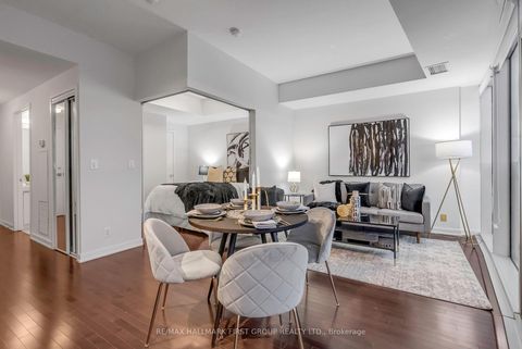 Photo 3 at 5306 - 12 York Street, Waterfront Communities C1, Toronto