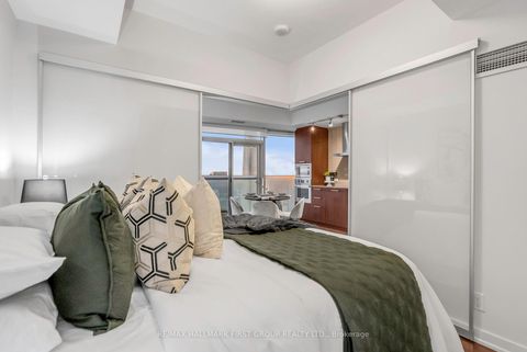 Photo 12 at 5306 - 12 York Street, Waterfront Communities C1, Toronto