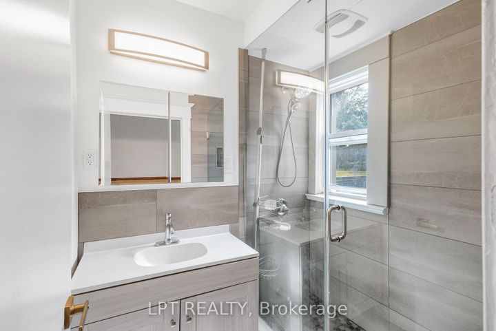 Photo 23 at 19 Marmaduke Street, Swansea, Toronto