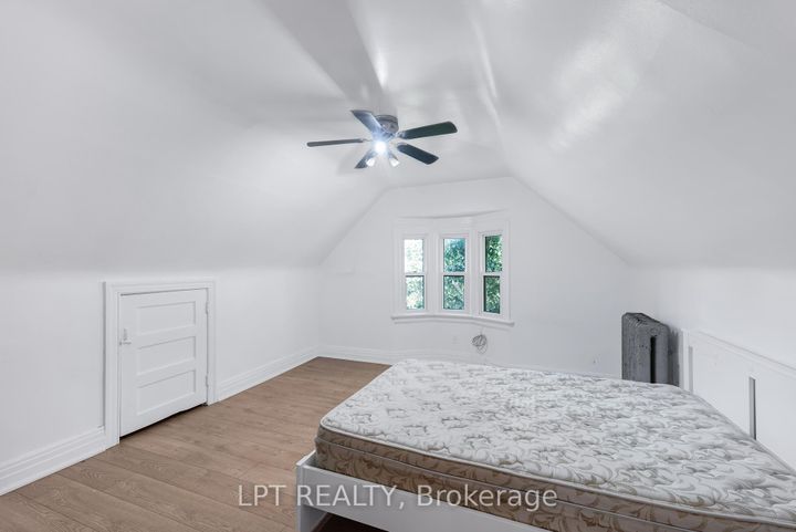 Photo 27 at 19 Marmaduke Street, Swansea, Toronto