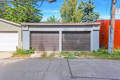 Photo 4 at 19 Marmaduke Street, Swansea, Toronto