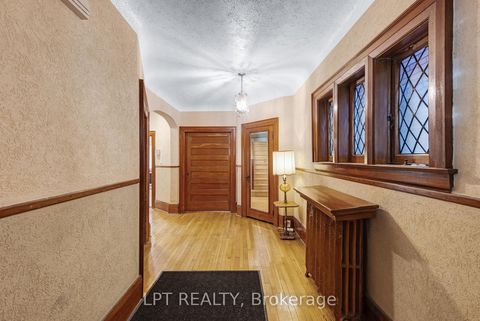 Photo 5 at 19 Marmaduke Street, Swansea, Toronto
