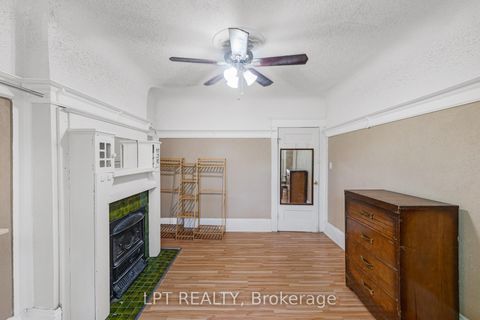 Photo 19 at 19 Marmaduke Street, Swansea, Toronto