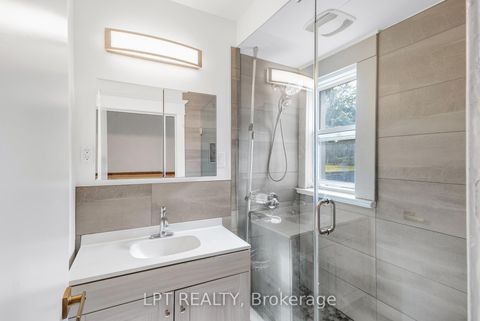 Photo 23 at 19 Marmaduke Street, Swansea, Toronto