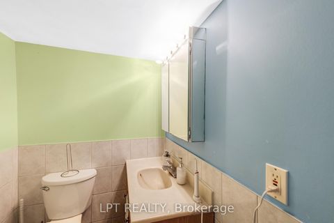 Photo 37 at 19 Marmaduke Street, Swansea, Toronto