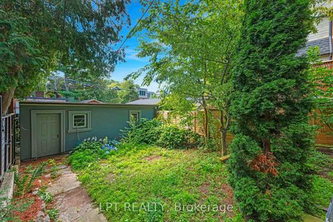 Photo 40 at 19 Marmaduke Street, Swansea, Toronto
