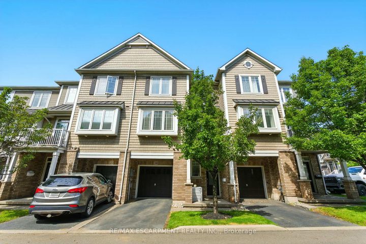 Photo 1 at 34 - 337 Beach Boulevard, Hamilton Beach, Hamilton