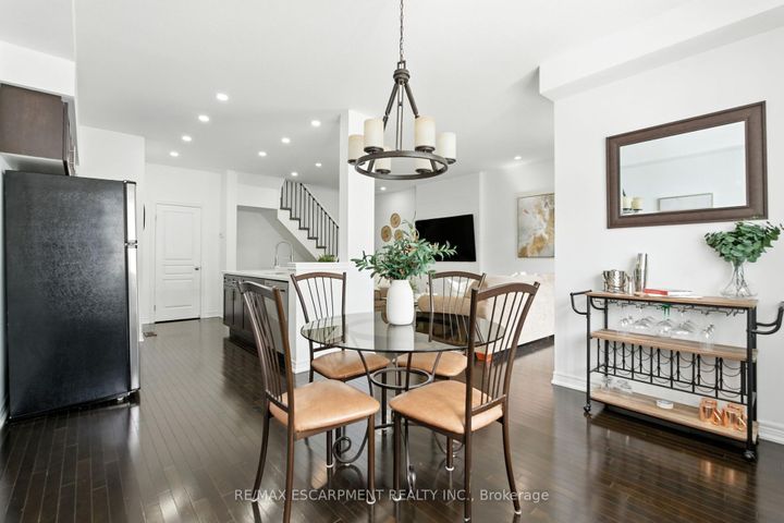 Photo 23 at 34 - 337 Beach Boulevard, Hamilton Beach, Hamilton