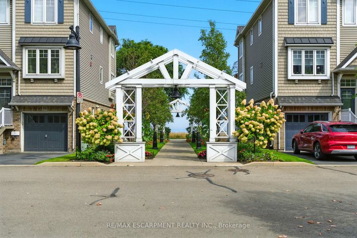 Photo 44 at 34 - 337 Beach Boulevard, Hamilton Beach, Hamilton