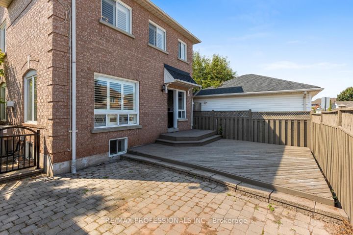 Photo 39 at 1241 Brillinger Street, WT West Oak Trails, Oakville