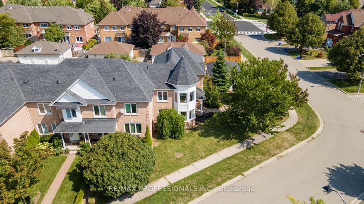 Photo 41 at 1241 Brillinger Street, WT West Oak Trails, Oakville