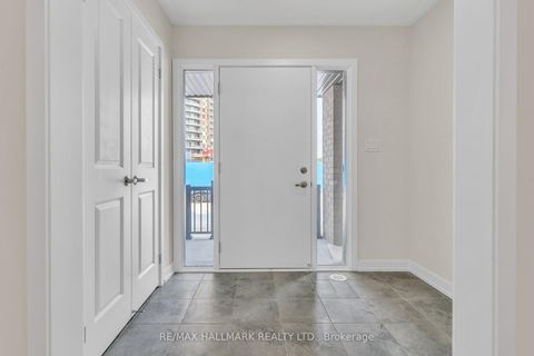 Photo 2 at 26 Dandara Gate, Steeles West Industrial, Vaughan