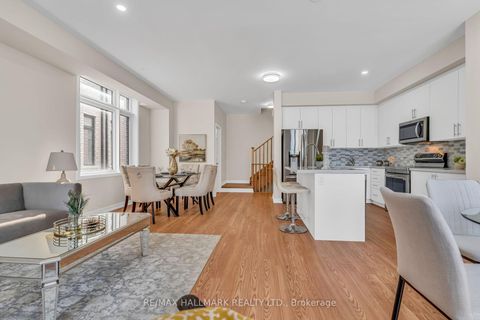 Photo 19 at 26 Dandara Gate, Steeles West Industrial, Vaughan
