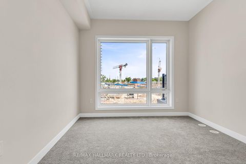 Photo 34 at 26 Dandara Gate, Steeles West Industrial, Vaughan