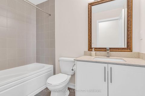 Photo 40 at 26 Dandara Gate, Steeles West Industrial, Vaughan