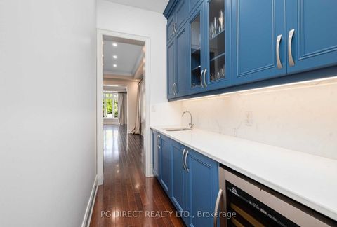 Photo 9 at 17 Torgan Trail, Kleinburg, Vaughan