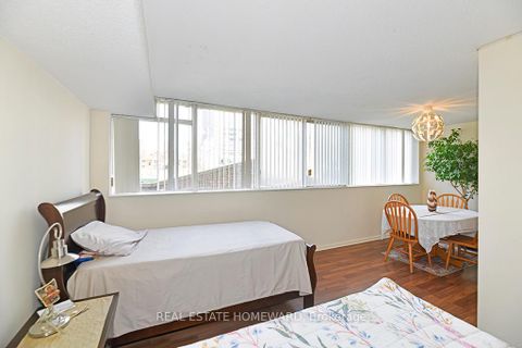 Photo 8 at 204 - 15 Maitland Place, South St. James Town, Toronto