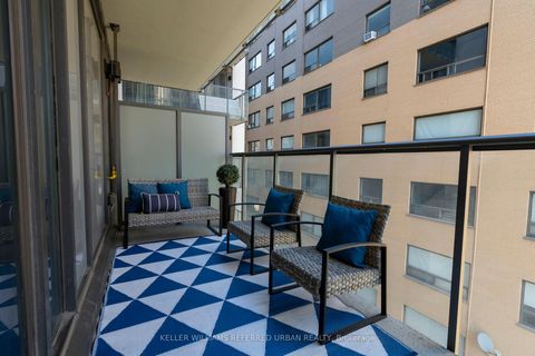 Photo 14 at 402 - 81 Wellesley Street E, Yonge Corridor, Toronto