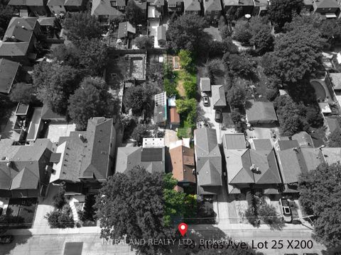 Photo 41 at 98 Atlas Avenue, Oakwood Village, Toronto