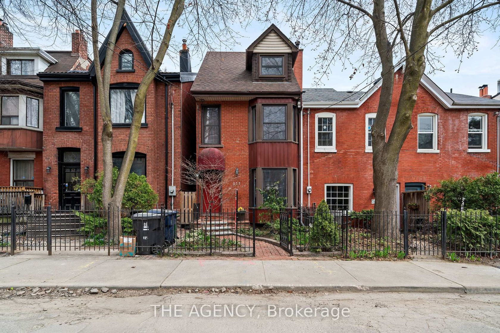 111 Seaton Street, Moss Park, Toronto 