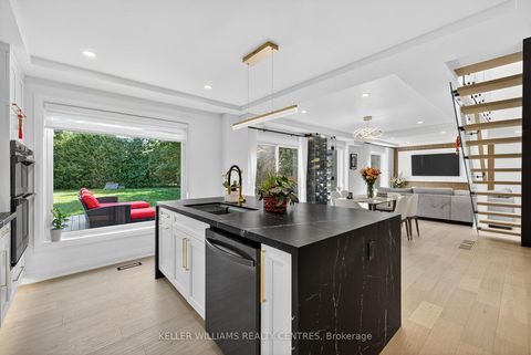Photo 20 at 1 Rosegarden Crescent, Oak Ridges, Richmond Hill