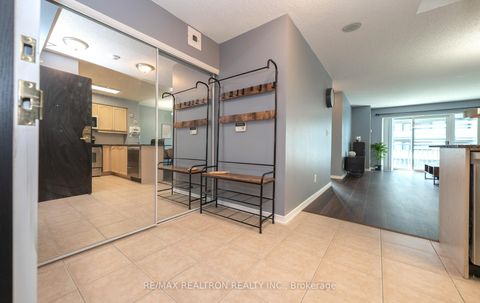 Photo 1 at 708 - 185 Oneida Crescent, Langstaff, Richmond Hill