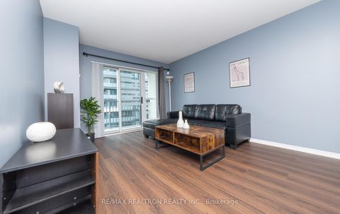 Photo 2 at 708 - 185 Oneida Crescent, Langstaff, Richmond Hill