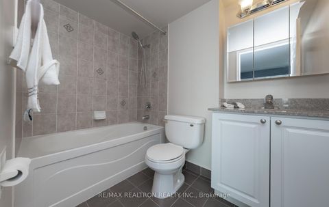 Photo 13 at 708 - 185 Oneida Crescent, Langstaff, Richmond Hill