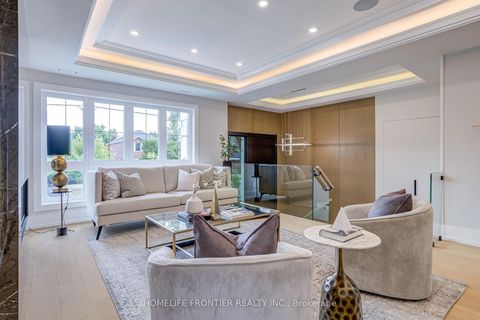 Photo 4 at 594 Broadway Avenue, Leaside, Toronto