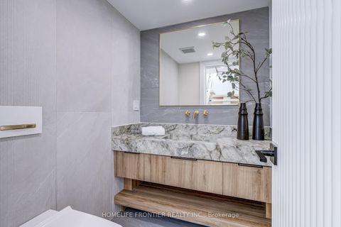 Photo 19 at 594 Broadway Avenue, Leaside, Toronto