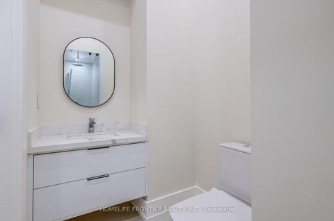 Photo 47 at 594 Broadway Avenue, Leaside, Toronto
