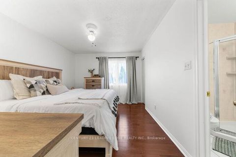 Photo 39 at 15 - 6400 Lawrence Avenue E, Rouge E10, Toronto