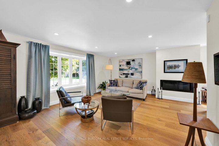 Photo 15 at 912 Boothman Avenue, Bayview, Burlington