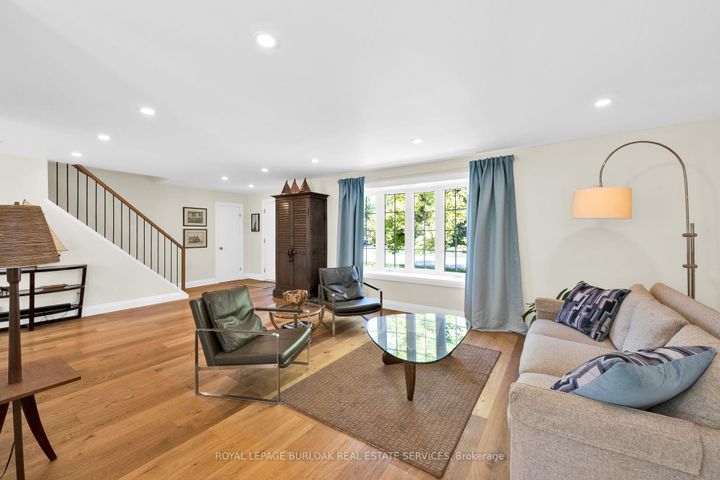 Photo 17 at 912 Boothman Avenue, Bayview, Burlington