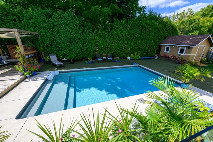Photo 21 at 912 Boothman Avenue, Bayview, Burlington