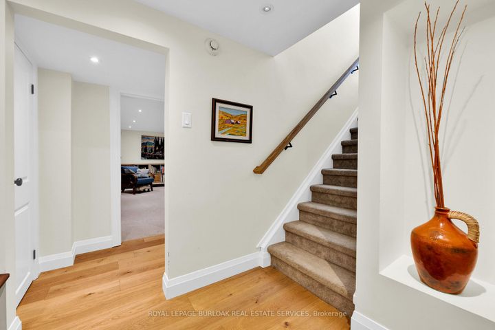 Photo 42 at 912 Boothman Avenue, Bayview, Burlington