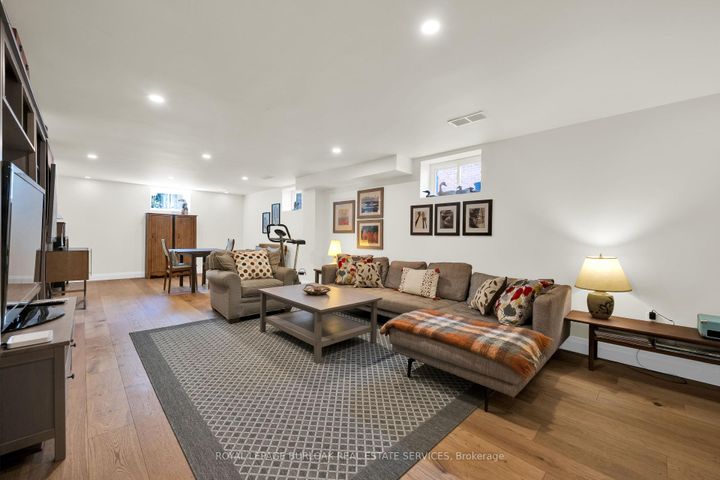 Photo 43 at 912 Boothman Avenue, Bayview, Burlington