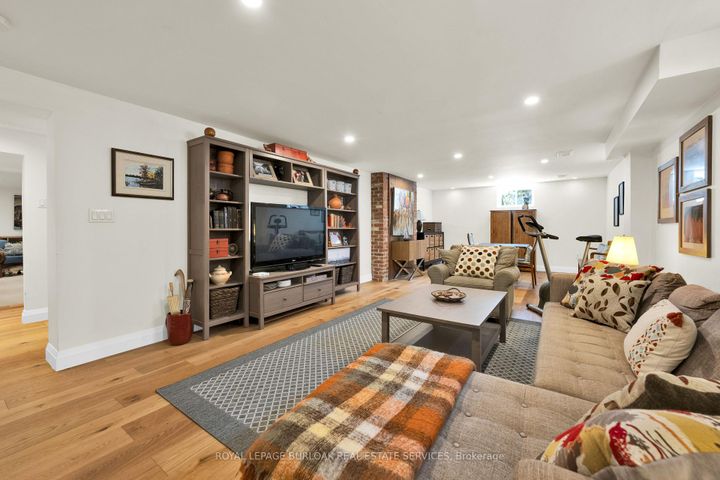 Photo 44 at 912 Boothman Avenue, Bayview, Burlington