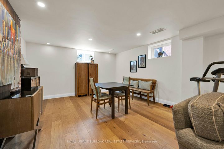 Photo 45 at 912 Boothman Avenue, Bayview, Burlington