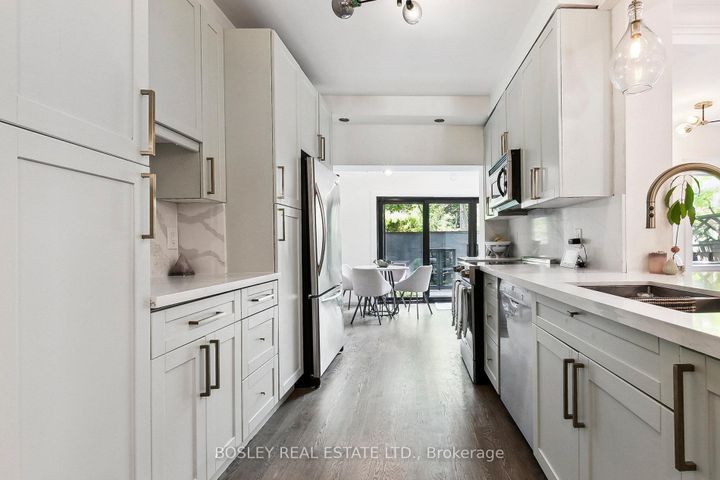 Photo 7 at 130 Glen Road, Moore Park, Toronto