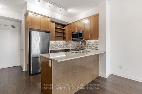 Photo 8 at 1606 - 55 Oneida Crescent, Langstaff, Richmond Hill
