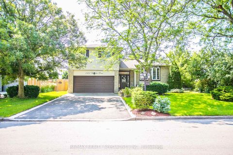 Photo 1 at 2422 Ventura Drive, WO West, Oakville