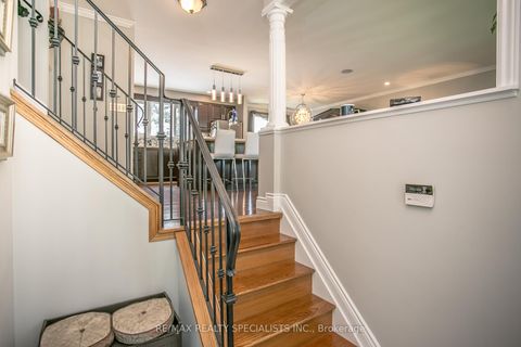 Photo 5 at 2422 Ventura Drive, WO West, Oakville