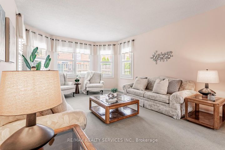 Photo 8 at 14 Nottingham Crescent, Westgate, Brampton